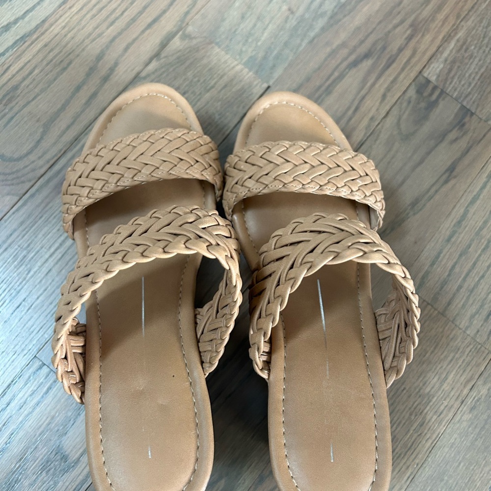 Platform Heels - Picture 6 of 7